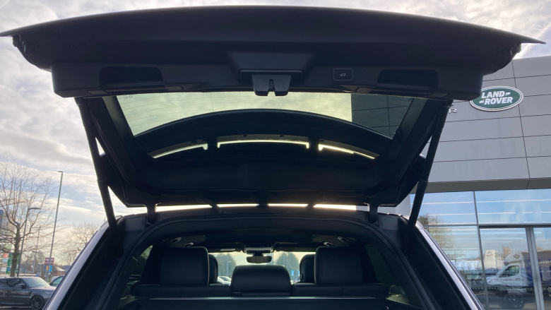 Land Rover Range Rover Sport 2.0 P400e HSE Dynamic Black 5dr Auto Estate